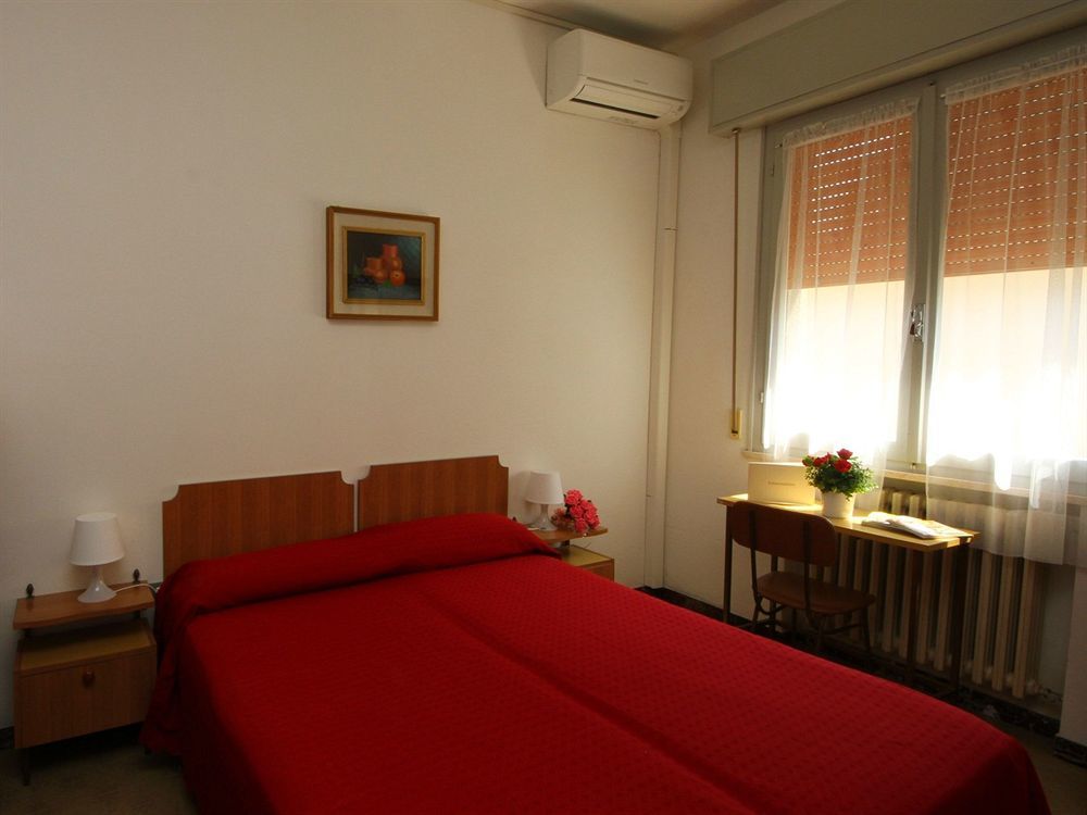 Villa Lauda B&B Rimini Exteriér fotografie